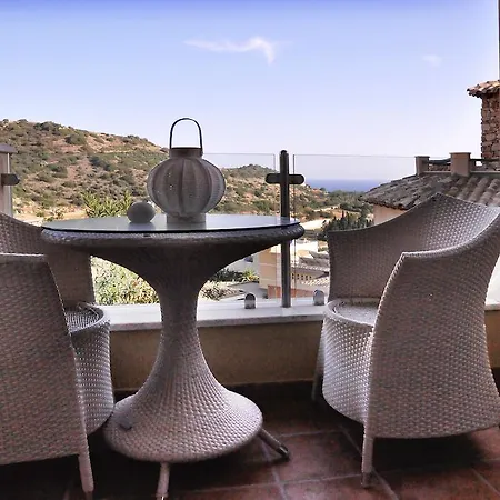 Pensión Guesthouse Domu Simius