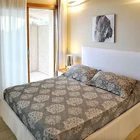 Pensión Guesthouse Domu Simius Villasimius